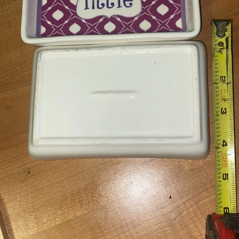 Two cute jewelry/make-up trays
